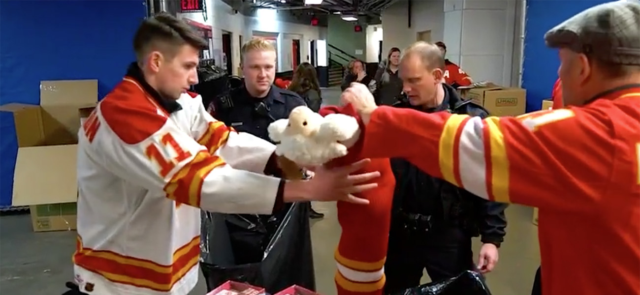ALUMNI DELIVER ON TOY DRIVE
