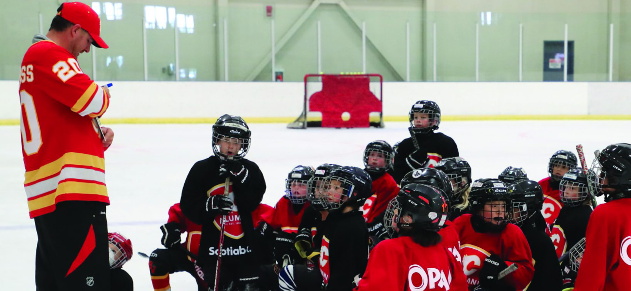 FLAMES ALUMNI HOST FIFTH ANNUAL ALUMNI HOCKEY SCHOOL