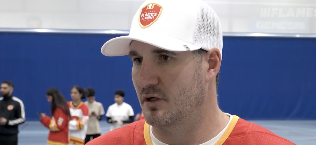 GLENCROSS, FLAMES FOUNDATION HELP GROW THE GAME OF HOCKEY